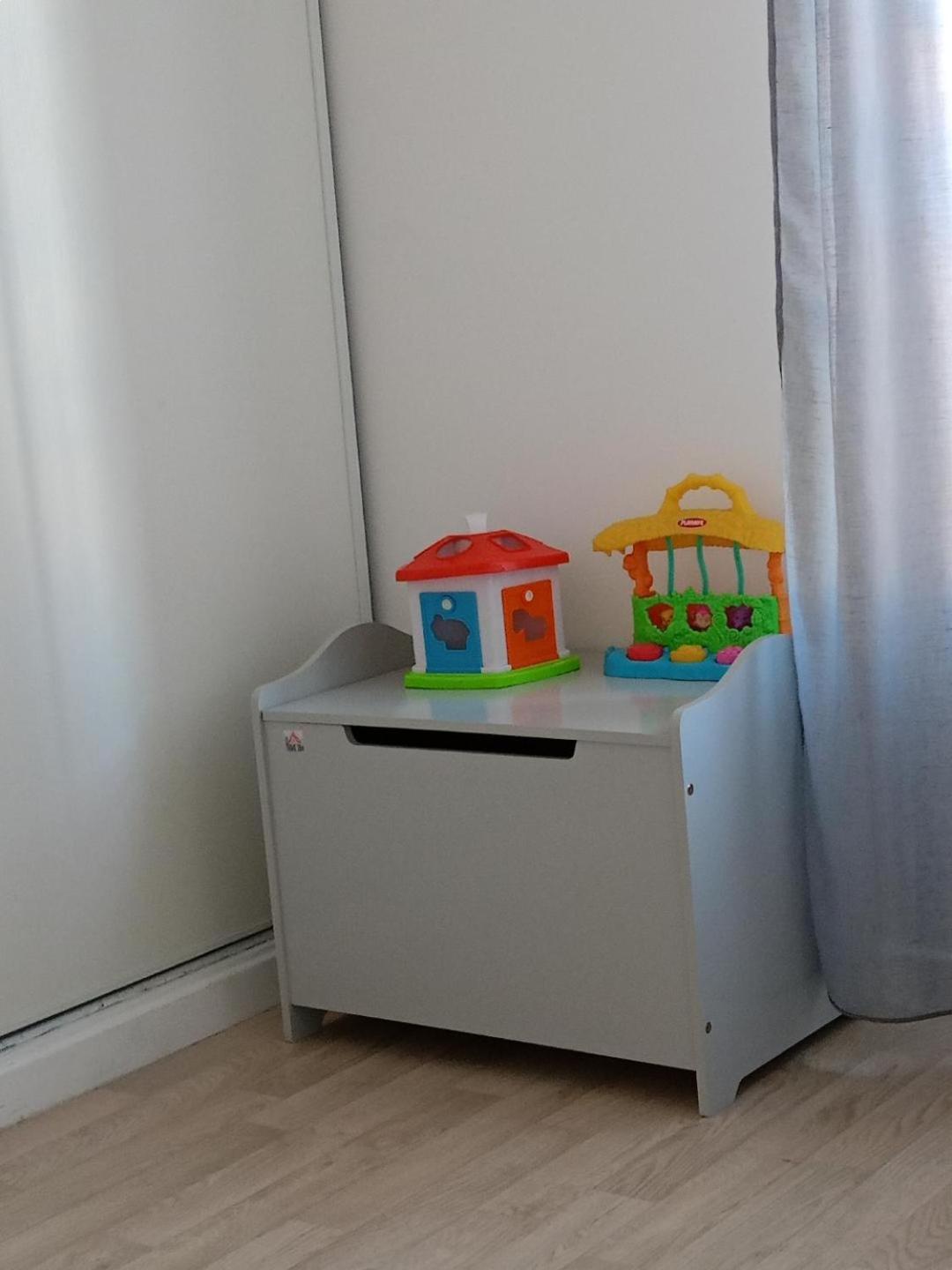 Superbe Appartement ,Proche De Paris, Dans Residence Privee , Ideal Familles, Parking Et Wifi Gratuits! ! ! Vitry-sur-Seine Exterior foto