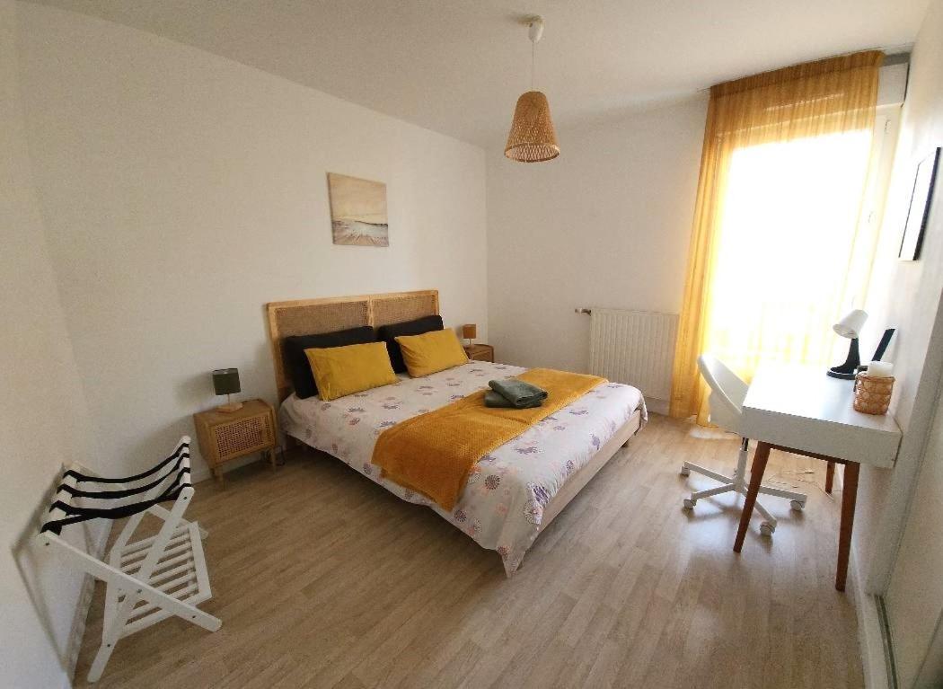 Superbe Appartement ,Proche De Paris, Dans Residence Privee , Ideal Familles, Parking Et Wifi Gratuits! ! ! Vitry-sur-Seine Exterior foto